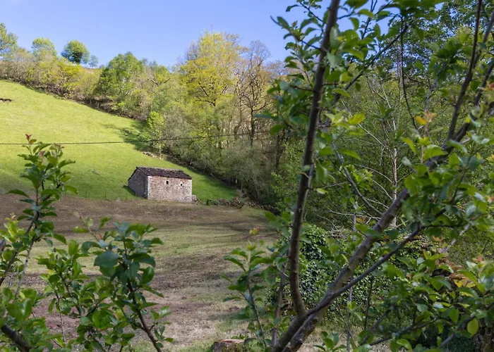 Hébergement de vacances La Plazuca Cerrucao *