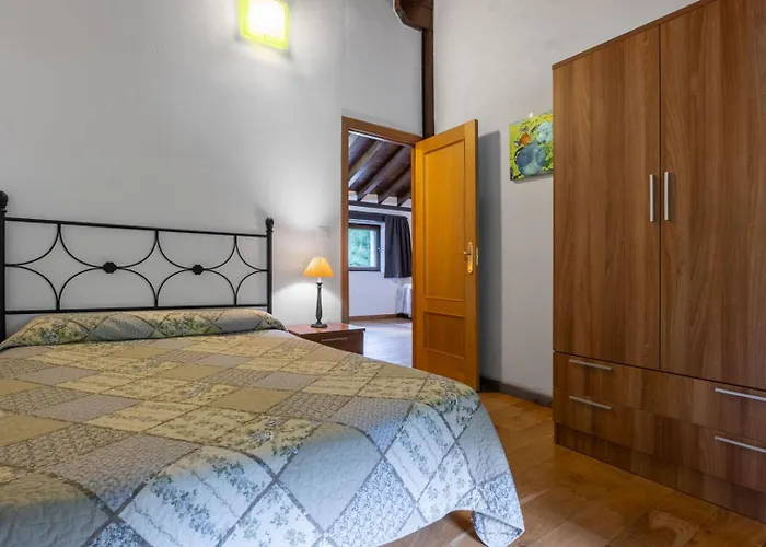 Hébergement de vacances La Plazuca Cerrucao